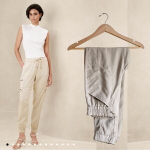 Banana Republic Cargo Jogger Pants Khaki Pull On Elastic Waist Military Utility